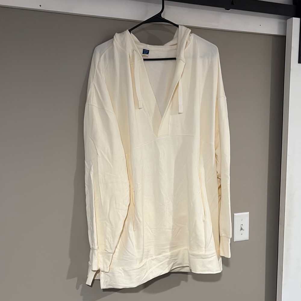 NWT Cream Hooded Pullover